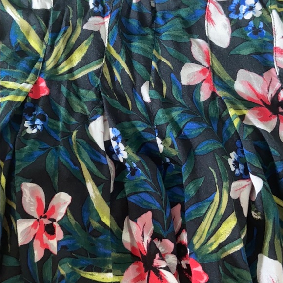 Hollister Skort - Picture 3 of 3